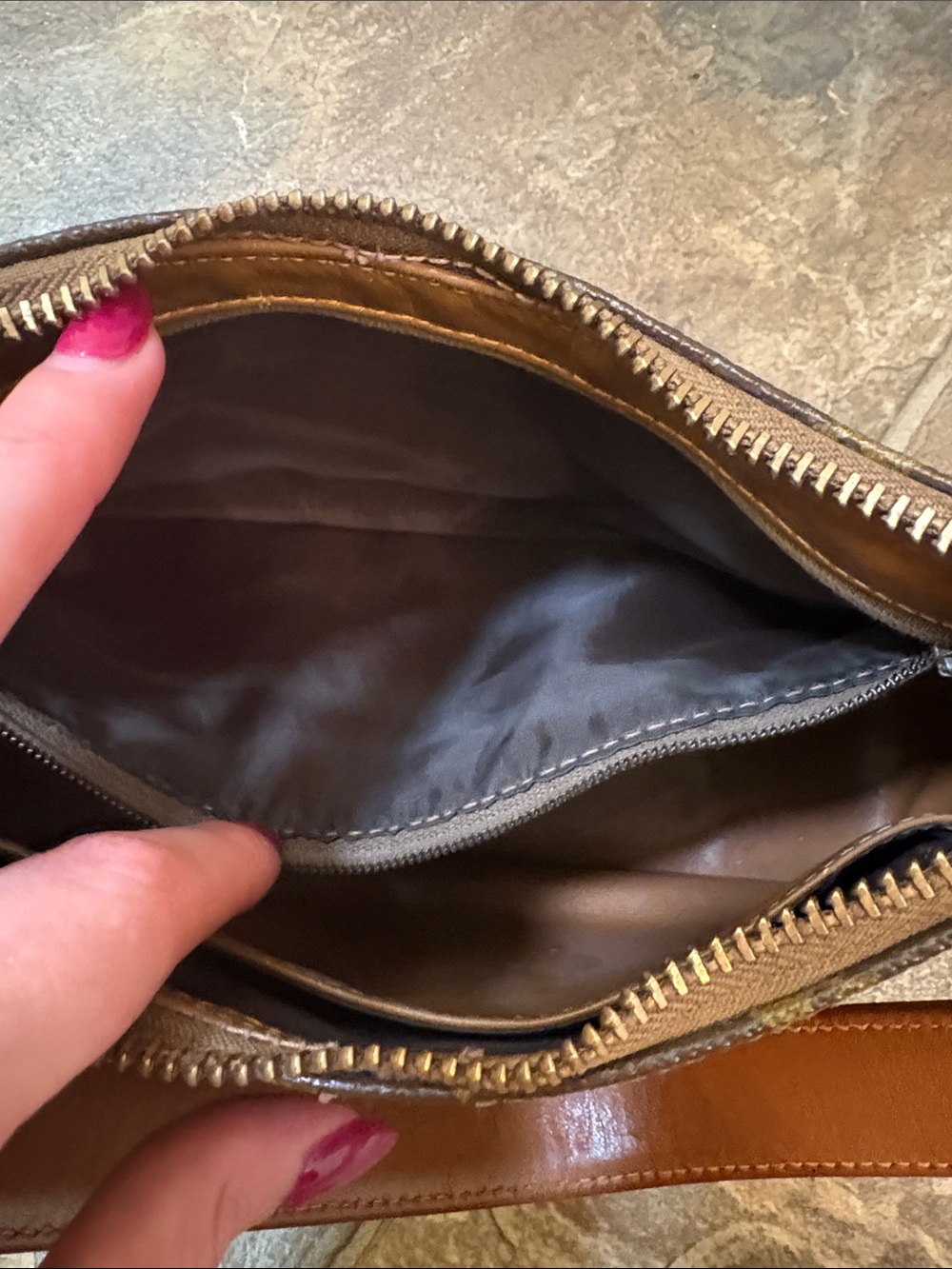 Louis Vuitton Monogram Canvas Shoulder Bag in Brown and Tan - Picture 6 of 7